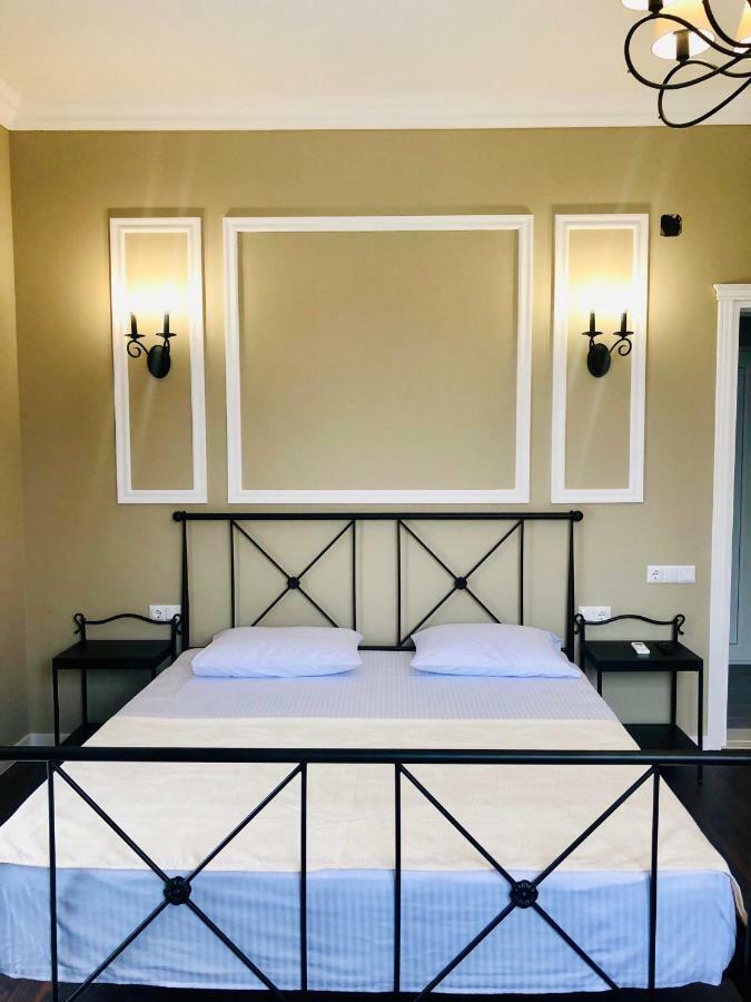 #Home-11 Batoumi Extérieur photo